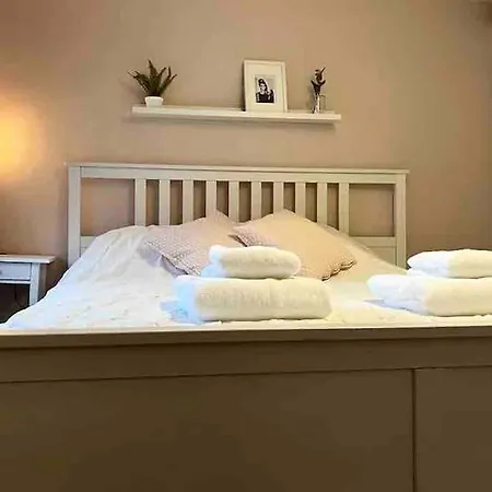 Beautiful 2 Bedroom Cottage, Kirkby Lonsdale *